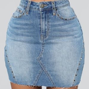 CLOSET SALE!! Fashion nova jean skirt